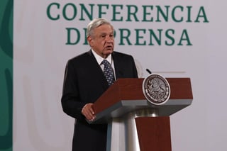 López Obrador aseguró que se tiene que renovar al sistema electoral mexicano, porque además de ser uno de los más caros del mundo, son poco eficientes y muy parciales. (EL UNIVERSAL)