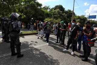 Las movilizaciones en Colombia comenzaron en contra de la ya retirada reforma tributaria del Gobierno pero continúan contra un intento de reformar la salud, contra la brutalidad policial y la compleja situación de inseguridad.
(ARCHIVO)