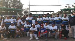 El equipo Flores Magón se coronó bicampeón de la Liga de Beisbol Súper Máster de La Laguna, luego de vencer a Transportes Hermi por abultada pizarra de 13 carreras a 6, en el juego de campeonato de la temporada “Luis Carlos Santiesteban Hernández”. (EL SIGLO DE TORREÓN)
