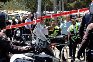 Un palestino murió este lunes por disparos de la Policía israelí tras agredir con arma blanca a dos israelíes. (AP) 
