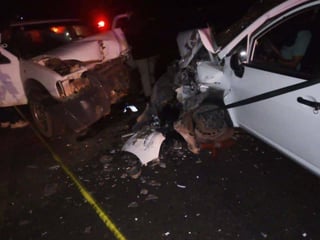 Muere elemento de la Guardia Nacional en accidente automovilístico registrado en la madrugada del jueves en la carretera Cuencamé - Juan Aldama (Zacatecas), del accidente además se reportaron cuatro lesionados. (EL SIGLO DE TORREÓN)