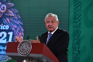 López Obrador instruyó a la titular de la SEP, Delfina Gómez, a emitir hoy viernes los lineamientos oficiales para el regreso a clases presenciales. (EL UNIVERSAL)