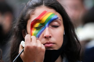 Debido a la pandemia de COVID-19, en 2020 la Marcha del Orgullo LGBT+ de la Ciudad de México se realizó vía internet. Este 2021, la jefa de gobierno Claudia Sheinbaum planteó la posibilidad de realizar el evento con un formato híbrido, sin embargo, el comité organizador confirmó que sí habrá marcha LGBT+ este año, pero será virtual (ESPECIAL) 
