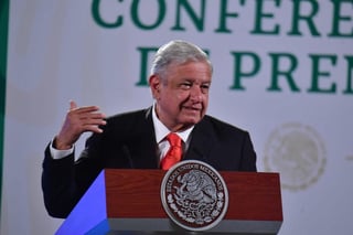 López Obrador aseguró que en sus conferencias 'mañaneras' no hace propaganda, sino informa a la población. (EL UNIVERSAL)