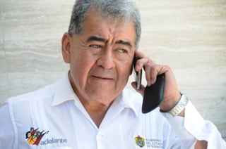 El operador electoral priista, Ranulfo Márquez Hernández, quien en 2013 fue exhibido usando programas sociales para uso electorero, reapareció para vigilar el recuento de votos del candidato de Morena-PT-PVEM a la alcaldía de Veracruz. (ESPECIAL)