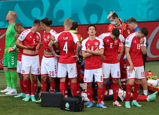 Suspenden partido de la Euro 2020 tras desvanecimiento de Christian Eriksen, jugador de Dinamarca