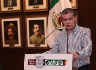 Se esperan niveles de contratación por encima de la media nacional en los próximos meses, dijo el gobernador Miguel Riquelme Solís.