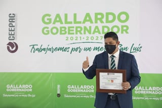 El Consejo Estatal Electoral y de Participación Ciudadana (CEEPAC) entregó a José Ricardo Gallardo Cardona la constancia de mayoría que lo acredita como gobernador electo de San Luis Potosí para el periodo 2021-2027. (FACEBOOK)