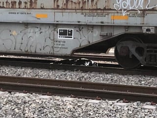 En las vías del tren terminó el cuerpo de un hombre de 42 años de edad, la tarde de este lunes. (EL SIGLO DE TORREÓN)