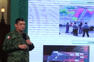 El alto mando castrense aseguró que conforme se va haciendo la revisión y el conteo, los cartuchos se van a trasladar a las instalaciones de la 12 región militar en Irapuato. (EL UNIVERSAL)