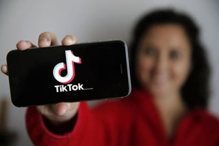 La red social china TikTok, se ha convertido en una de las más populares del momento en gran parte gracias a los diversos efectos de video que se comparten en ella (ESPECIAL) 