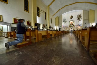El Subcomité Técnico de Salud en La Laguna autorizó este lunes a la Diócesis de Torreón y a las diversas corrientes religiosas de la región incrementar el aforo hasta el 70 por ciento en sus iglesias o lugares para la realización de cultos. (ARCHIVO)