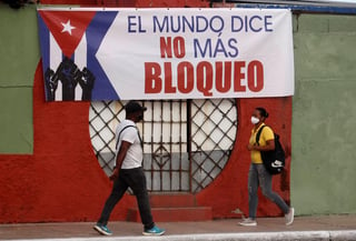 Cuba volvió a recibir este miércoles un apoyo abrumador de la comunidad internacional en su denuncia del embargo estadounidense, con la aprobación en la Asamblea General de la ONU de una resolución que exige el levantamiento de las sanciones y a la que se opuso nuevamente Estados Unidos a pesar del cambio de Gobierno en ese país. (ARCHIVO) 
