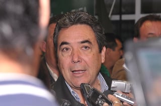 Jorge Juan Torres López, exgobernador interino de Coahuila, fue sentenciado a tres años de prisión federal por lavado de dinero. (ARCHIVO)