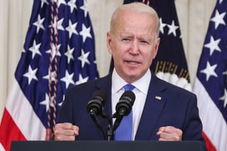 El presidente estadounidense, Joe Biden (foto), planea recibir 'pronto' en Washington al nuevo primer ministro israelí, Naftali Benet, para estrechar la relación bilateral, aseguró este lunes la portavoz de la Casa Blanca, Jen Psaki. (ARCHIVO) 
