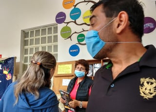 Trinidad Leyva Verduzco, directora del Hospital General de Zona 32 del Instituto Mexicano del Seguro Social (IMSS) en Sinaloa, alertó que los nosocomios en Los Mochis, Culiacán y Mazatlán que tratan a pacientes COVID están 'a punto de colapsar'. (ARCHIVO)