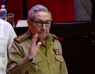 El expresidente y líder cubano Raúl Castro participó de una reunión del máximo órgano del Partido Comunista de Cuba para analizar la situación del país luego de una serie de manifestaciones antigubernamentales que sacudieron a la nación. (ARCHIVO) 
