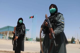 El Departamento de Estado de EUA instó este lunes a los talibanes a seguir las negociaciones con el Gobierno afgano y mantener su compromiso de proteger a la población civil y la infraestructura del país. (ARCHIVO) 

