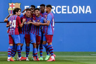 Cuatro goles en la segunda parte de jugadores del filial, tres de Rey Manaj y uno de Álex Collado, dieron la victoria al Barcelona ante el Nàstic de Tarragona en un encuentro en el que el conjunto de Primera RFEF jugó con 10 futbolistas desde el minuto 38.
