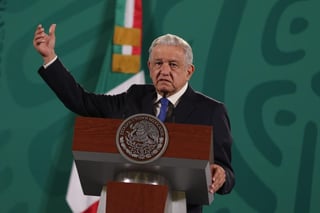 López Obrador consideró este viernes que los 'influencers' pueden participar en campañas, 'como todos, sin límites'. (EL UNIVERSAL)