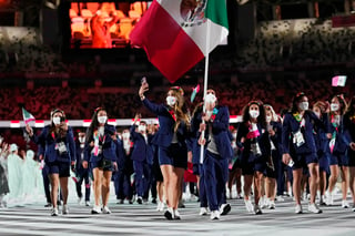 La ceremonia de inauguración de los Juegos Olímpicos se realizó en el Estadio Olímpico de Tokio. (AP)