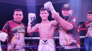 El boxeador tapatío Johan Álvarez, se adjudicó su segundo triunfo profesional, al noquear en Tijuana de manera soberbia al local Owen Rodríguez. (ARCHIVO) 
