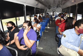 Este martes se dieron a conocer 278 nuevos de COVID-19 en Coahuila de los cuales 42 fueron detectados en Torreón. Esta cifra de nuevos contagios en esta ciudad, es la más alta que ha reportado la Secretaría de Salud del estado en lo que va de este mes de julio. (ARCHIVO)