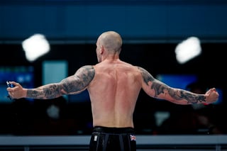 Aunque los tatuajes en Japón son mal vistos por la sociedad, incluso teniendo restricciones para mostrarlos en lugares públicos, los diseños corporales se han hecho notar en los Juegos Olímpicos de Tokio 2020.