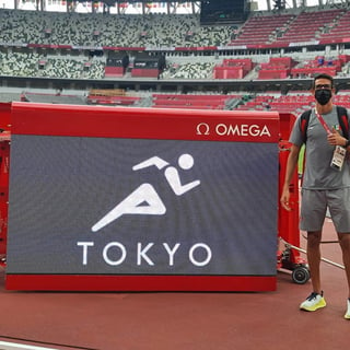 Excelente y emocionante carrera del mexicano Tonatiu López pese a quedar en el tercer lugar de su heat en semifinales y a tres centésimas de llegar a la final de los 800 metros del atletismo olímpico de Tokio 2020. (CORTESÍA)