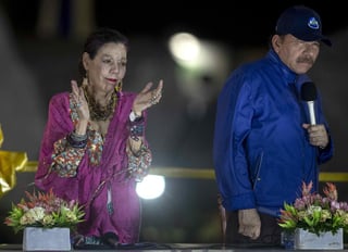 El gobernante Frente Sandinista de Liberación Nacional (FSLN) ratificó este lunes al presidente de Nicaragua, Daniel Ortega, y a su esposa, la vicepresidenta Rosario Murillo, como su fórmula presidencial para las elecciones del 7 de noviembre próximo. (ARCHIVO)