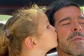 Redes. Durante el fin de semana, Pablo montero compartió un video con sus hijas tras pelea con su expareja.  