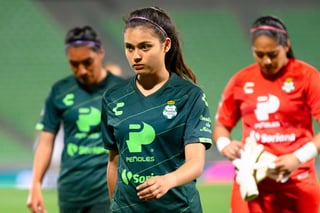 Alexxandra Ramírez es una de las jugadoras de Santos Laguna Femenil que más se ha destacado entre las Guerreras, la futbolista de 19 años hizo su debut en el conjunto albiverde en julio de 2018 en un partido disputado ante el Necaxa. (ARCHIVO) 
