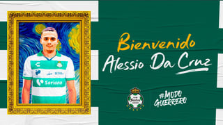 Alessio Da Cruz fue presentado este martes como jugador de Santos Laguna, además de que mostraron el jersey oficial del jugador. (ARCHIVO) 
