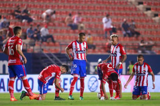 La Liga MX informó la sanción que recibió el Atlético de San Luis por los hechos ocurridos en la tribuna del 'Alfonso Lastras' durante el partido ante Querétaro. (ARCHIVO) 
