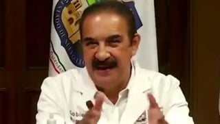 Ante el repunte de casos de COVID-19 en Nuevo León, el secretario de Salud, Manuel de la O Cavazos, emitió un comunicado en el que reprendió a la población por no respetar las medidas sanitarias con el fin de evitar más contagios (ESPECIAL)  