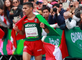 Este sábado los maratonistas mexicanos José Luis Santana Marín, Juan Pacheco y Jesús Arturo Esparza se disputaron la prueba en los Juegos Olímpicos de Tokio 2020, logrando vencer sus propios tiempos.