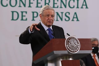 López Obrador aseguró que se decidió limpiar la bodega del Gobierno federal con todos los objetos decomisados, por medio del 'Tianguis del Bienestar', y con ello se dejarán de pagar rentas de las bodegas. (ARCHIVO)