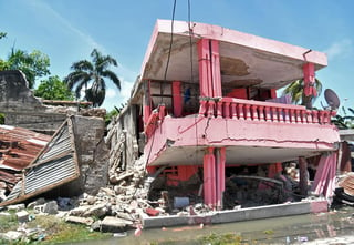 Un corredor humanitario para asistir a las zonas afectadas por el terremoto del sábado en Haití ha sido desplegado por la Federación Internacional de la Cruz Roja (FICR), con ayuda no alimentaria ya lista para 4,500 personas, informó la organización en un comunicado. (EFE)