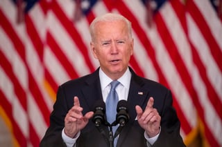 Biden aseguró en un discurso a la nación desde la Casa Blanca que 'después de 20 años' ha aprendido 'de la manera más dura que nunca habría un buen momento para retirar las tropas estadounidenses' del país asiático.
(EFE)