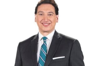 El reportero Carlos Jiménez, denunció un asalto al comentarista deportivo de Televisa, Enrique Burak, cuando este se encontraba en su automóvil. (ESPECIAL)