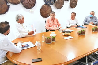 Los gobernadores de Coahuila y Durango tuvieron un nuevo acercamiento con el director general de la Comisión Nacional del Agua. (CORTESÍA)