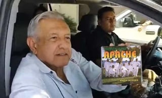 El Presidente, Andrés Manuel López Obrador...¿Es fanático de Tropicalísimo Apache? (ESPECIAL)
