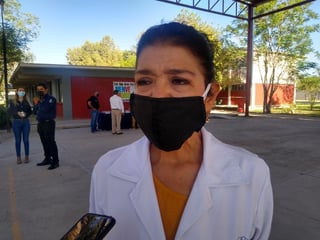 El primer filtro es en la casa y es fundamental para evitar contagios de COVID-19 en las escuelas, destacó la jefa de la Jurisdicción Sanitaria número VII, Rocío Quiroz Flores. (MARY VÁZQUEZ)