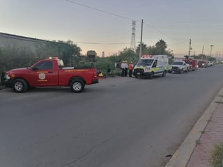 Un menor de 14 años de edad resultó lesionado tras recibir una descarga eléctrica cuando se encontraba sobre los vagones del ferrocarril en el Parque Industrial Ferropuerto de la ciudad de Torreón. (EL SIGLO DE TORREÓN)