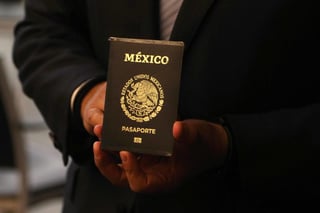 La diputada María Bárbara Cepeda Boehringer, del PRI exhortó al Gobierno Federal para que se instruya a la Secretaria de Relaciones Exteriores a fin de que lleve a cabo las acciones necesarias para eficientizar este servicio para los solicitantes de pasaportes en Coahuila. (ARCHIVO)