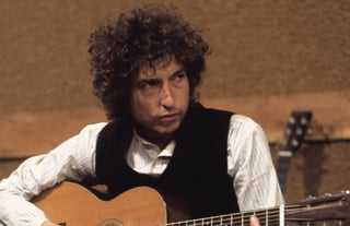Niega. El biógrafo Clinton Heylin señala que la acusación por presunto abuso sexual por parte de Bob Dylan no concuerda con la línea de tiempo.  