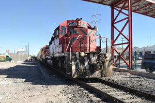 La Secretaría de Comunicaciones y Transportes prevé que al mes de diciembre se concreten los estudios de factibilidad del Tren Coahuilteca. (ARCHIVO)