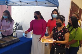 En las instalaciones del Sistema Municipal para el Desarrollo Integral de la Familia (DIF), se llevó a cabo la ceremonia inaugural del comedor comunitario. (MARY VÁZQUEZ)
