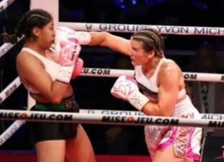 Este domingo, la boxeadora mexicana Jeanette Zacarías cayó noqueada en su enfrentamiento ante la canadiense Marie Pier.