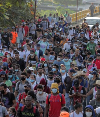 La movilización comenzó alrededor de las 07:00 horas (12:00 GMT) en el centro de Tapachula, frontera con Guatemala, y su caminata la iniciaron en el tramo carretero Tapachula-Tapanatepec.
(EFE)
